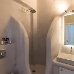 Iliana 1 & 2 W Shared Pool, Ornos, Mykonos וילה
