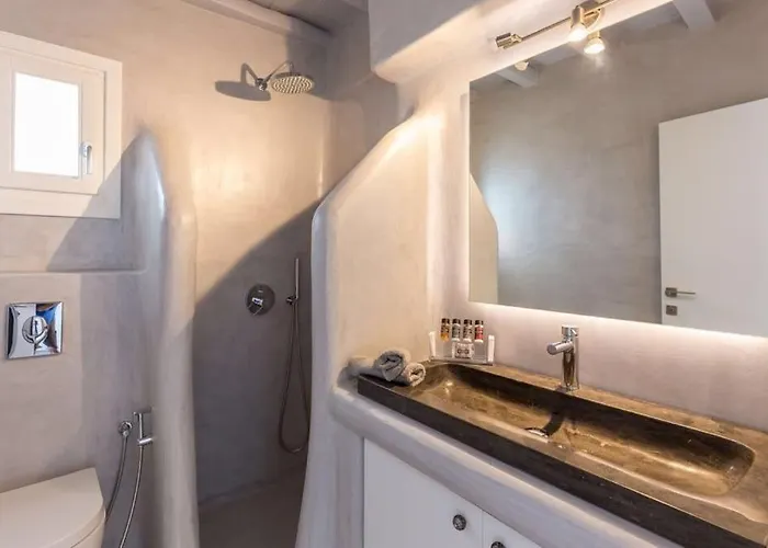 Iliana 1 & 2 W Shared Pool, Ornos, Mykonos