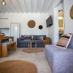 Villa Iliana 1 & 2 W Shared Pool, Ornos, Mykonos *