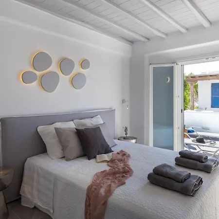 Iliana 1 & 2 W Shared Pool, Ornos, Mykonos * Ornos (Mykonos)